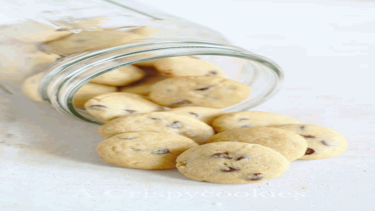 How should I store my Ghirardelli chocolate chip cookie recipe?
