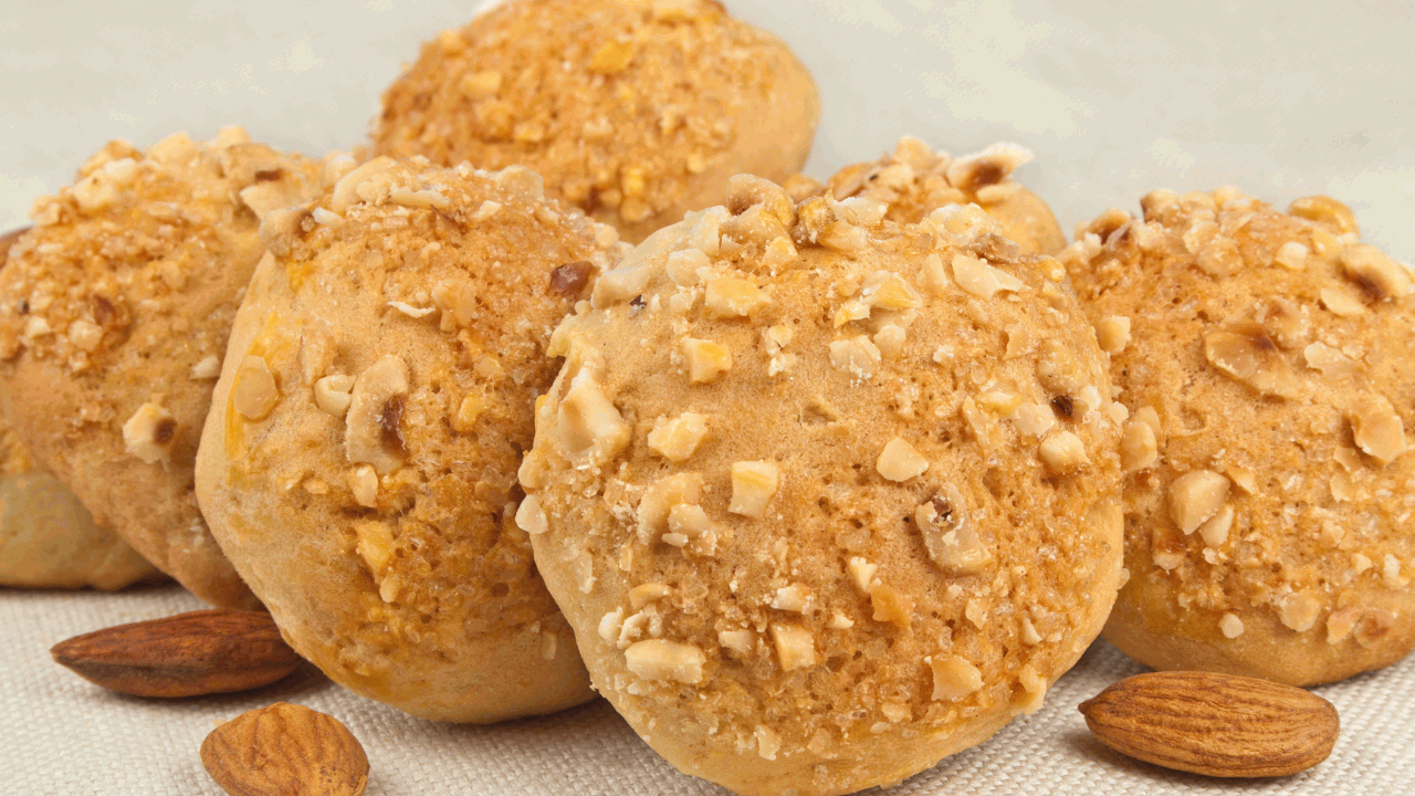 Almond Sugar Cookies Recipe Acrispycookies