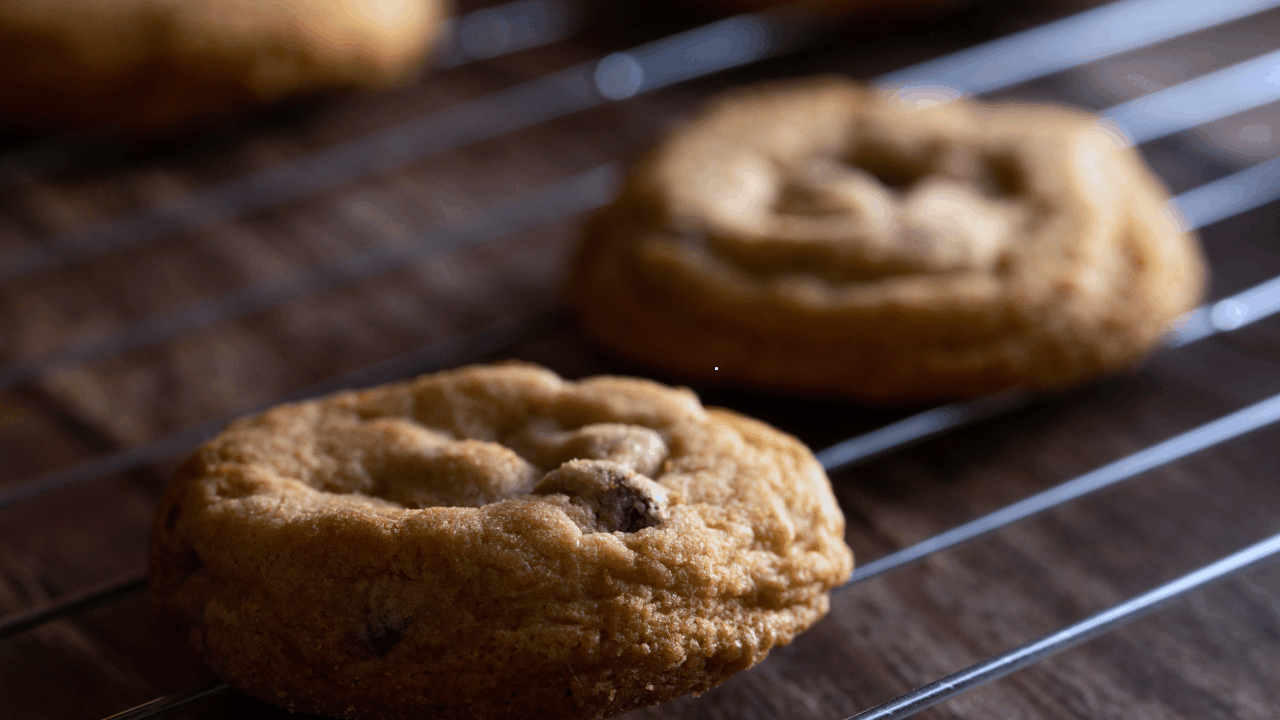 Hershey Chocolate Chip Cookie Recipe acrispycookies