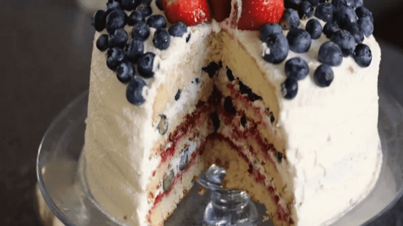 berry Chantilly Cake