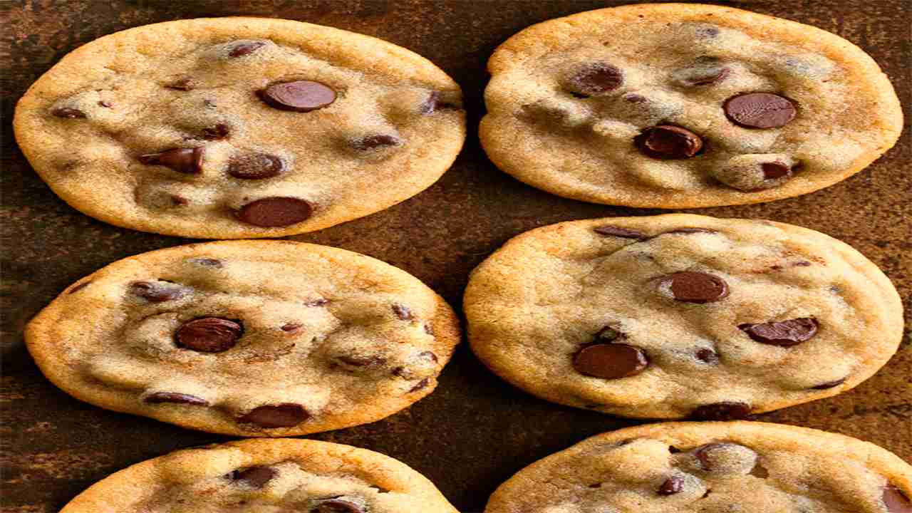 Want more incredible Vegan Chocolate Chip Cookies recipes? A crispy cookies