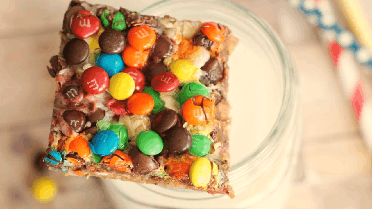 Pro Tips for Perfect Monster Magic Cookie Bars